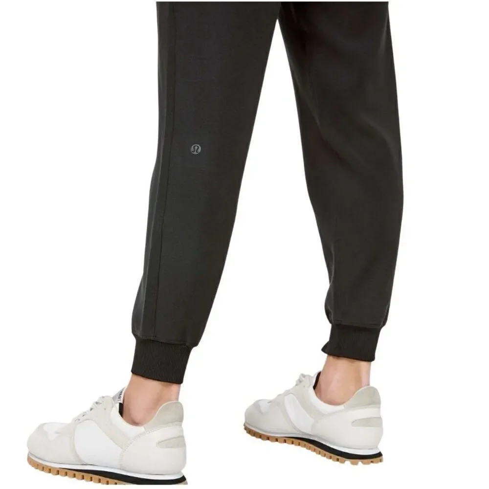 Lululemon On The Fly Jogger Pant Black Size 10 Stretch